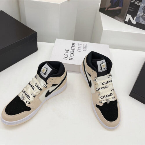 High Quality Luxury Chanel Nike High Top Sneakers – Style 50374