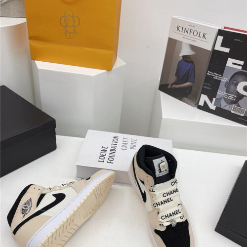 High Quality Luxury Chanel Nike High Top Sneakers – Style 50374 product detail