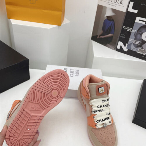 High Quality Luxury Chanel Nike High Top Sneakers – Style 81446 product detail