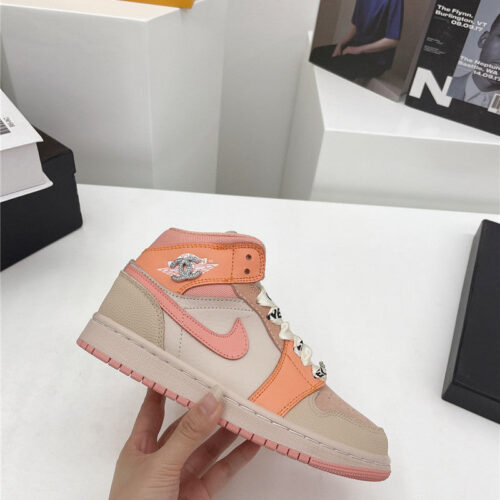 High Quality Luxury Chanel Nike High Top Sneakers – Style 81446 product detail