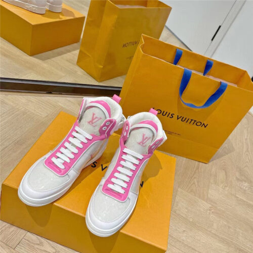 High Quality Luxury Louis Vuitton Squad Sneaker Boot alternate view