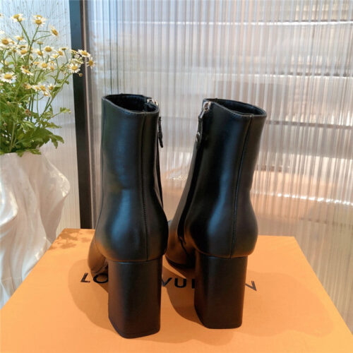 High Quality Luxury Louis Vuitton Boots Womens – Style 96835 product detail