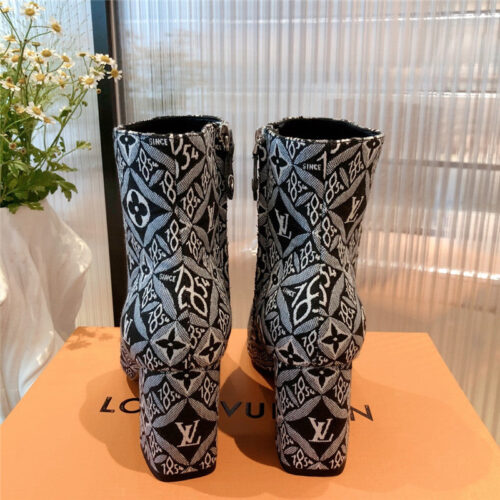 High Quality Luxury Louis Vuitton Boots Womens – Style 52195 product detail
