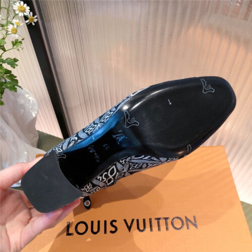 High Quality Luxury Louis Vuitton Boots Womens – Style 52195 product detail