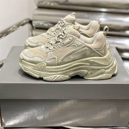 High Quality Luxury Balenciaga Triple-S Sneakers – Style 47043