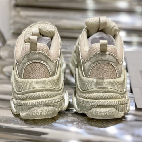 High Quality Luxury Balenciaga Triple-S Sneakers – Style 47043 product detail
