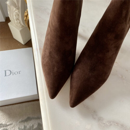 High Quality Luxury Dior Pointed Toe Boots – Style 41030 product detail