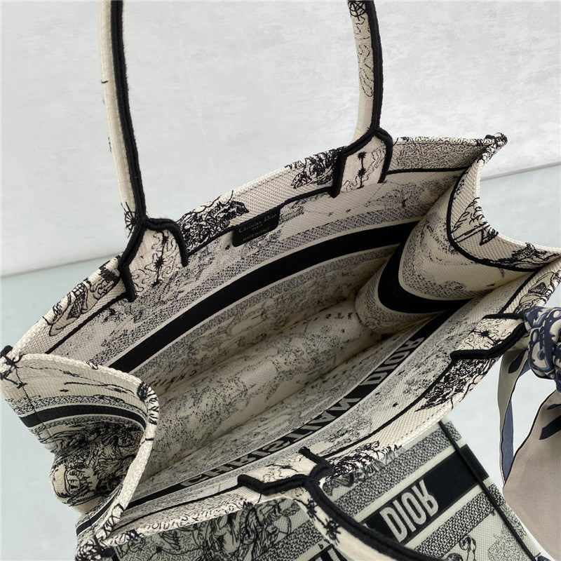 High Quality Luxury Dior Dioramour Book Tote – Style 25372 product detail