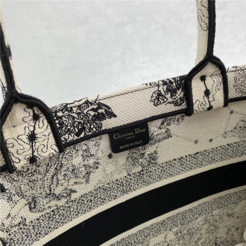 High Quality Luxury Dior Dioramour Book Tote – Style 25372 product detail