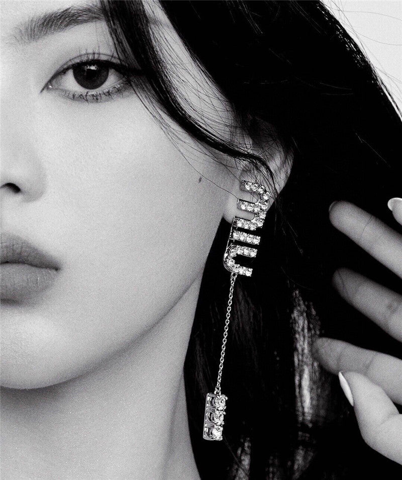 High Quality Luxury Miumiu Crystal Drill Earrings – Style 51183 product detail