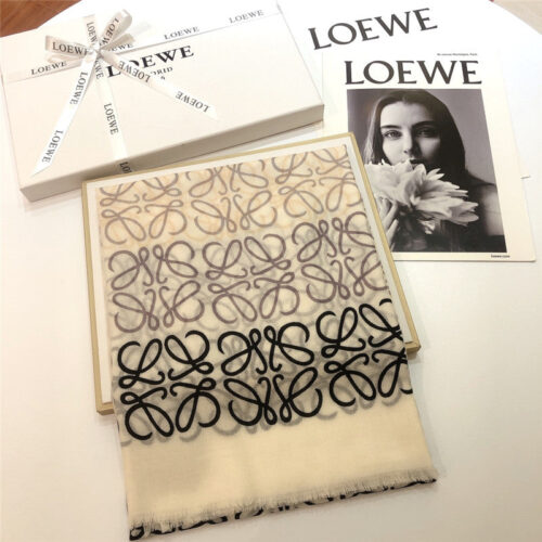 High Quality Luxury Loewe Anagram Scarf In Wool And Cashmere product detail