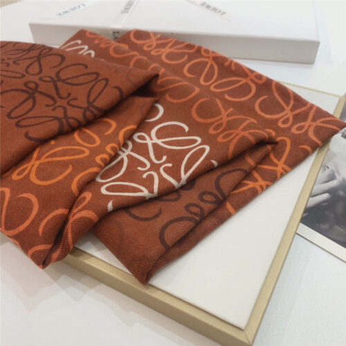 High Quality Luxury Loewe Anagram Scarf In Wool And Cashmere – Style 26505 product detail