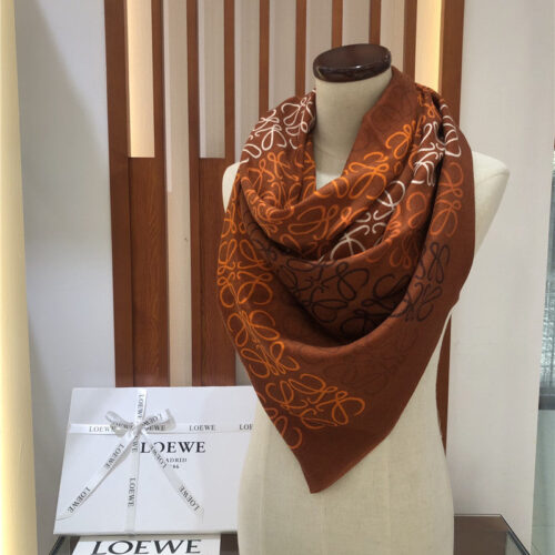 High Quality Luxury Loewe Anagram Scarf In Wool And Cashmere – Style 26505 alternate view