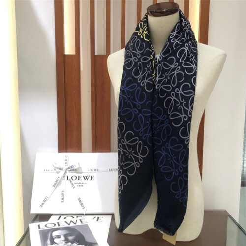 High Quality Luxury Loewe Anagram Scarf In Wool And Cashmere – Style 26502 alternate view