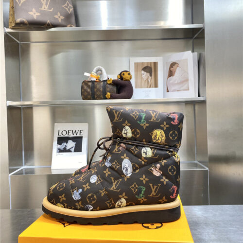 High Quality Luxury Louis Vuitton Down Snow Boots product detail