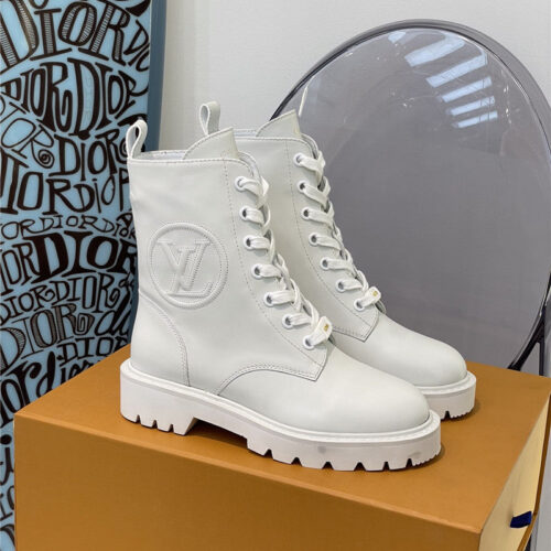 High Quality Luxury Louis Vuitton Flat Boots – Style 51811 product detail