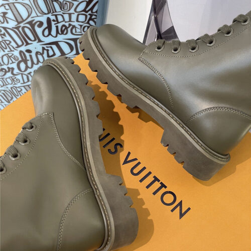 High Quality Luxury Louis Vuitton Flat Boots product detail