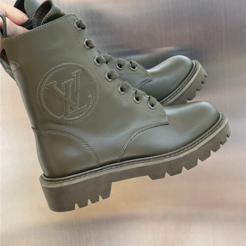 High Quality Luxury Louis Vuitton Flat Boots product detail