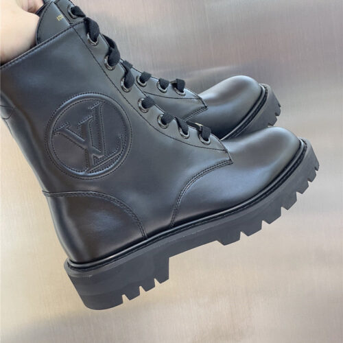 High Quality Luxury Louis Vuitton Flat Boots – Style 84579 product detail