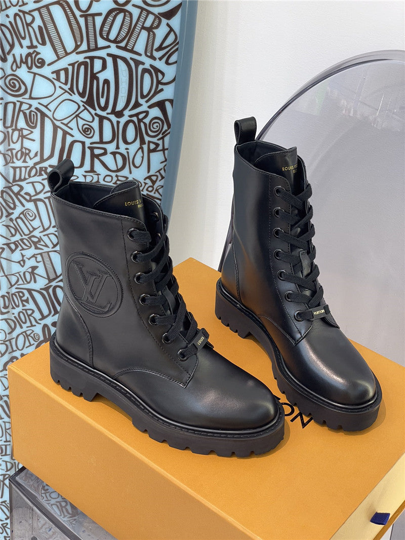 High Quality Luxury Louis Vuitton Flat Boots – Style 84579 product detail