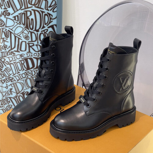 High Quality Luxury Louis Vuitton Flat Boots – Style 84579 product detail