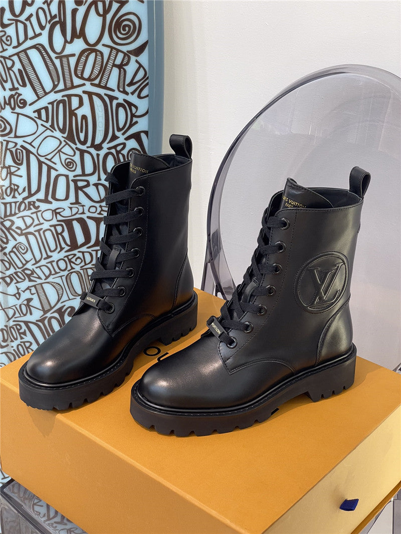 High Quality Luxury Louis Vuitton Flat Boots – Style 84579 product detail