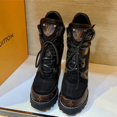 High Quality Luxury Louis Vuitton Leather Thick High-Heeled Martin Boots product detail