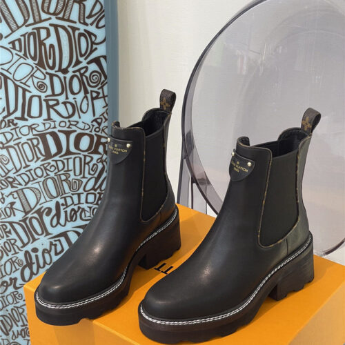High Quality Luxury Louis Vuitton Classic Chelsea Boots – Style 42307 alternate view
