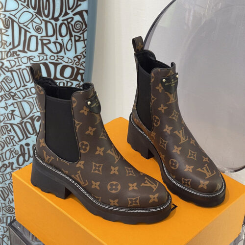 High Quality Luxury Louis Vuitton Classic Chelsea Boots – Style 66595