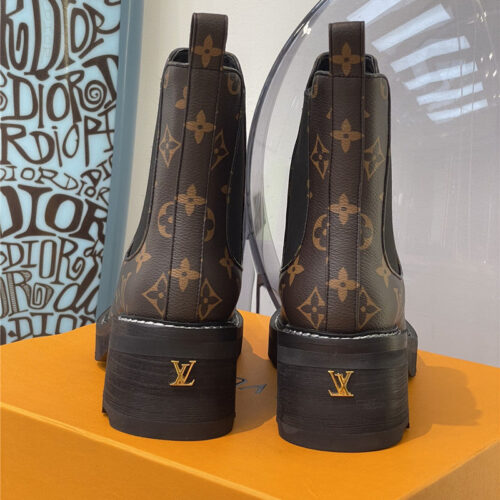 High Quality Luxury Louis Vuitton Classic Chelsea Boots – Style 66595 product detail