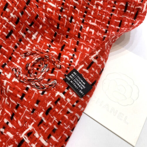 High Quality Luxury Chanel 100% Cashmere Scarf – Style 25025 product detail