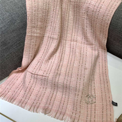 High Quality Luxury Chanel 100% Cashmere Scarf – Style 25023 product detail