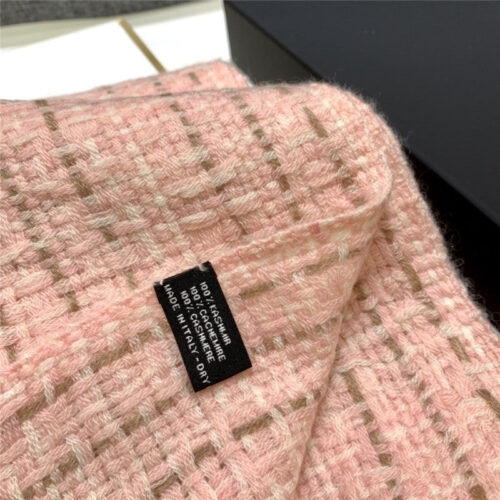 High Quality Luxury Chanel 100% Cashmere Scarf – Style 25023 product detail