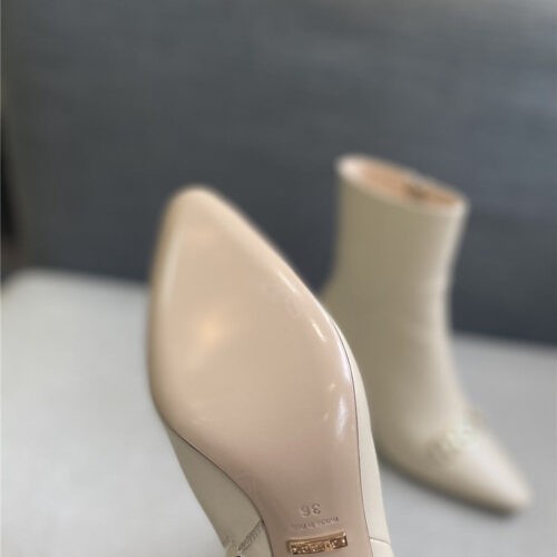 High Quality Luxury Gucci Pointed Toe High-Heeled Ankle Boots – Style 66131 product detail