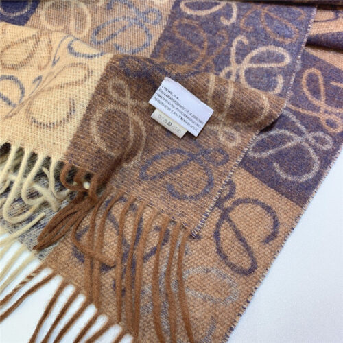 High Quality Luxury Loewe Anagram Scarf In Wool And Cashmere – Style 26500 product detail