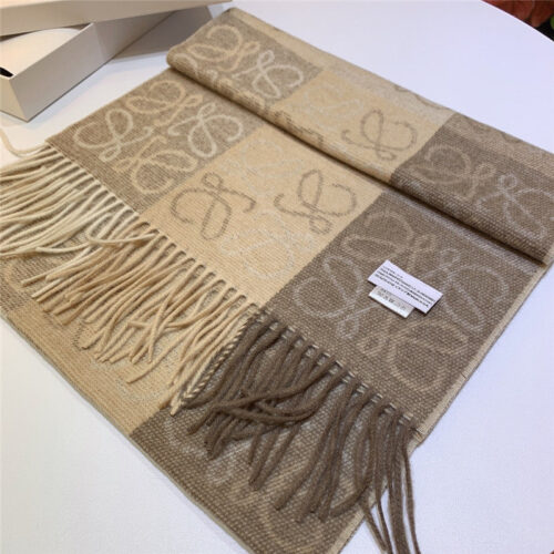 High Quality Luxury Loewe Anagram Scarf In Wool And Cashmere – Style 26498 product detail
