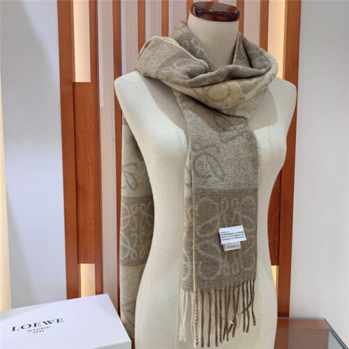 High Quality Luxury Loewe Anagram Scarf In Wool And Cashmere – Style 26498 product detail
