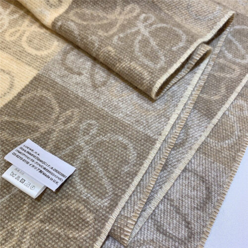 High Quality Luxury Loewe Anagram Scarf In Wool And Cashmere – Style 26498 product detail