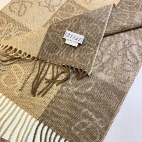 High Quality Luxury Loewe Anagram Scarf In Wool And Cashmere – Style 26498 product detail
