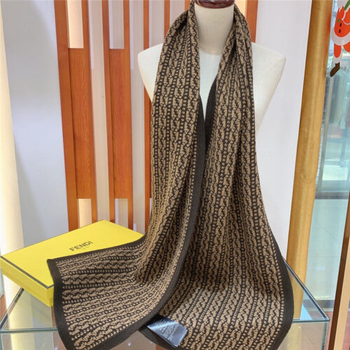 High Quality Luxury Fendi New Wool Yarn Scarf product detail