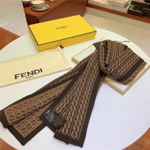 High Quality Luxury Fendi New Wool Yarn Scarf product detail