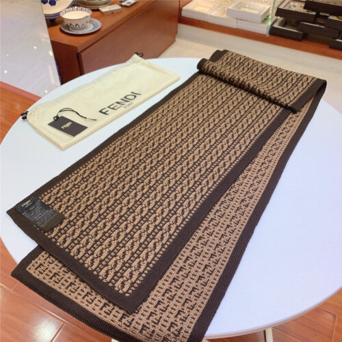 High Quality Luxury Fendi New Wool Yarn Scarf product detail