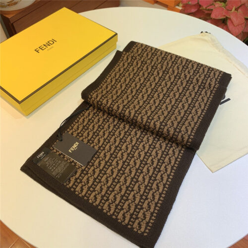 High Quality Luxury Fendi New Wool Yarn Scarf product detail