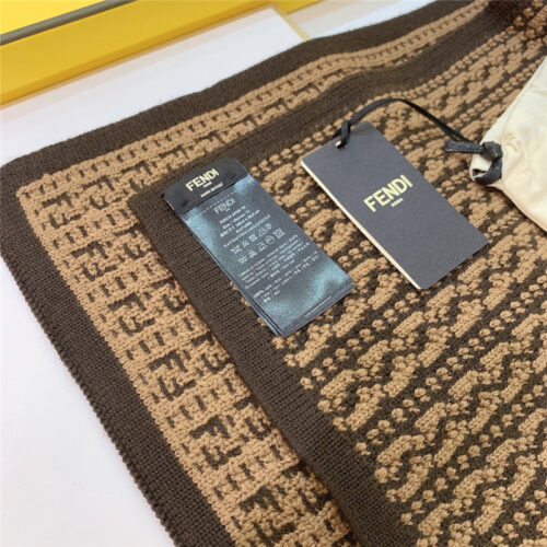 High Quality Luxury Fendi New Wool Yarn Scarf product detail