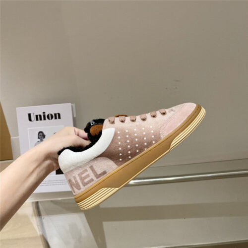 High Quality Luxury Chanel Wool Sneakers – Style 97798 product detail