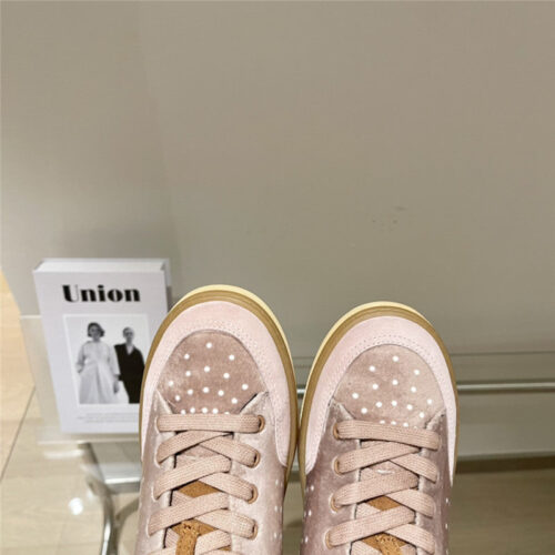 High Quality Luxury Chanel Wool Sneakers – Style 97798 product detail