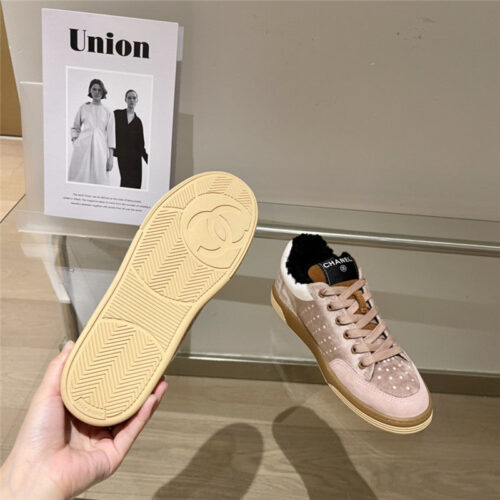 High Quality Luxury Chanel Wool Sneakers – Style 97798 product detail