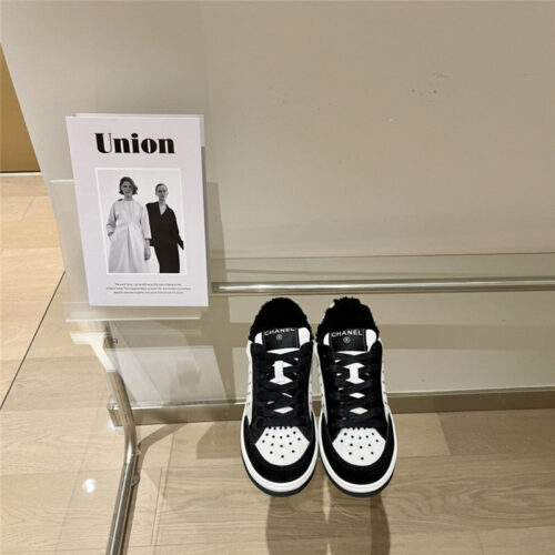 High Quality Luxury Chanel Wool Sneakers – Style 63334 alternate view
