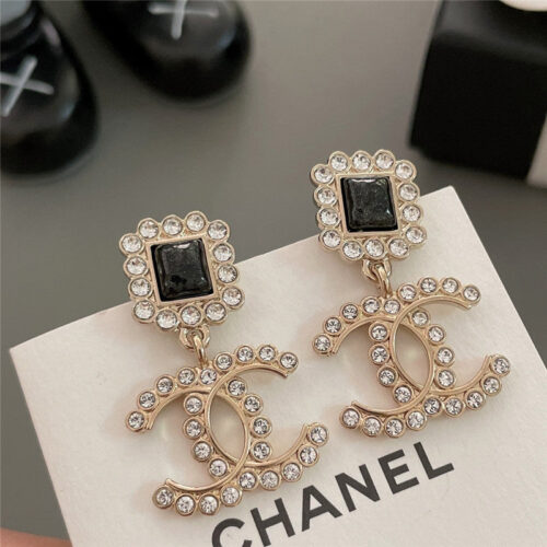 High Quality Luxury Chanel Square Diamond Cc Stud Earrings product detail