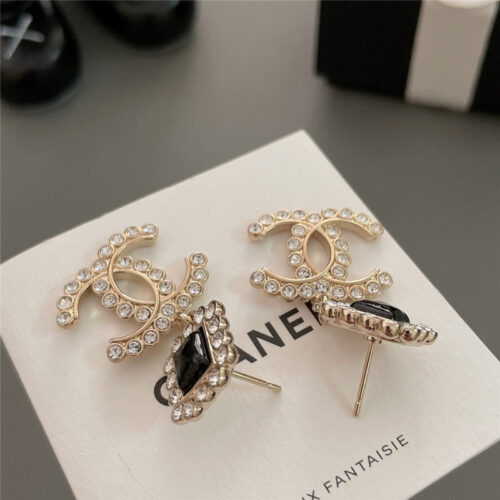 High Quality Luxury Chanel Square Diamond Cc Stud Earrings product detail